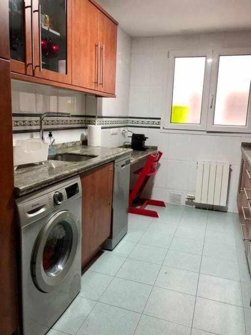 Apartamento Pisito del gorrión Granada Exterior foto